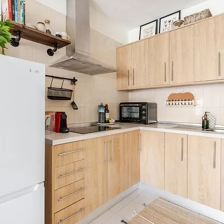 Oceanview Getaway With Pool In Playa La Arena Puerto de Santiago (Tenerife)